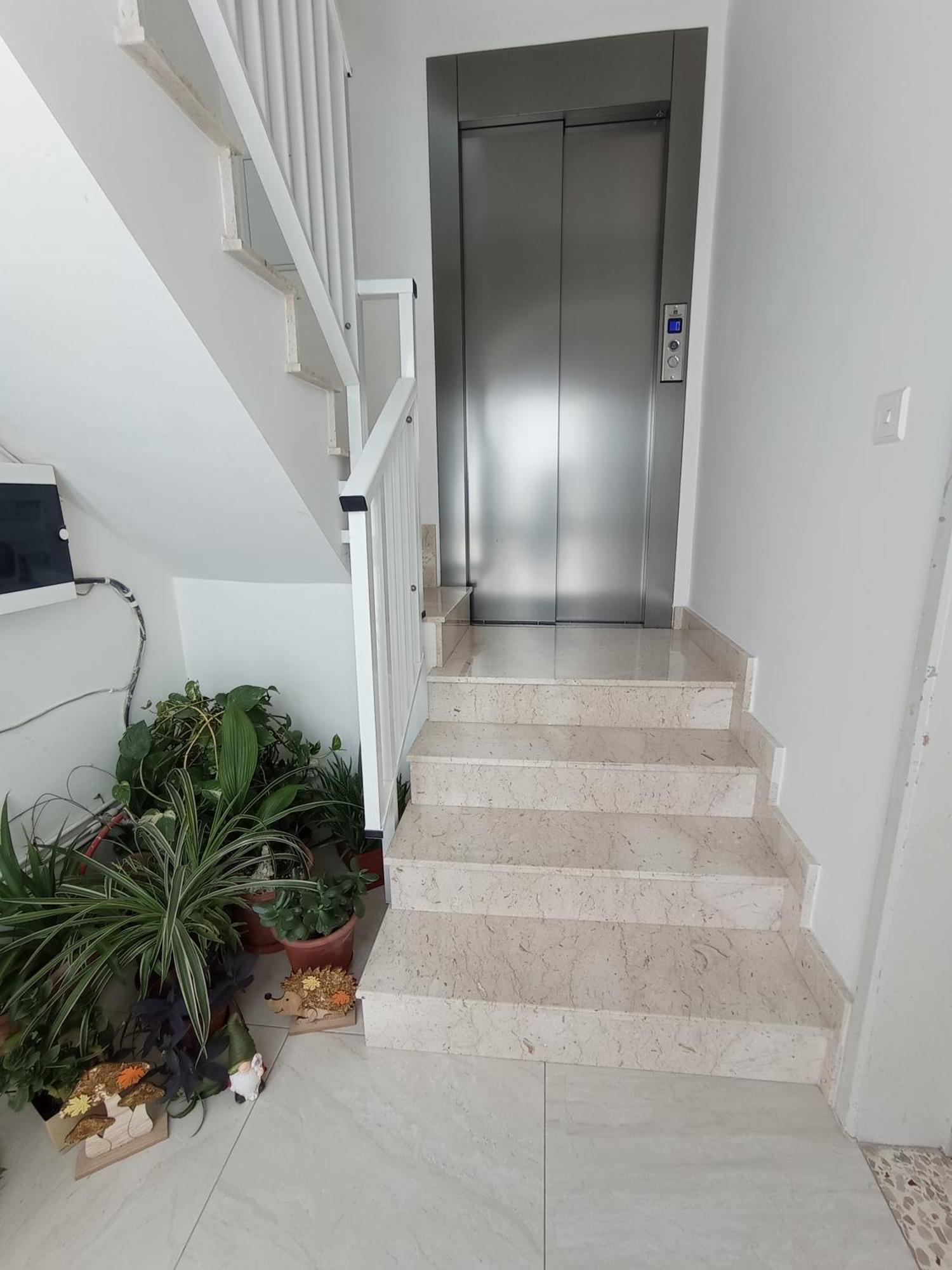 Joseph 2 Stylish Flat With Open Views, Just 4Km From The Airport Or Beach Siggiewi Eksteriør billede