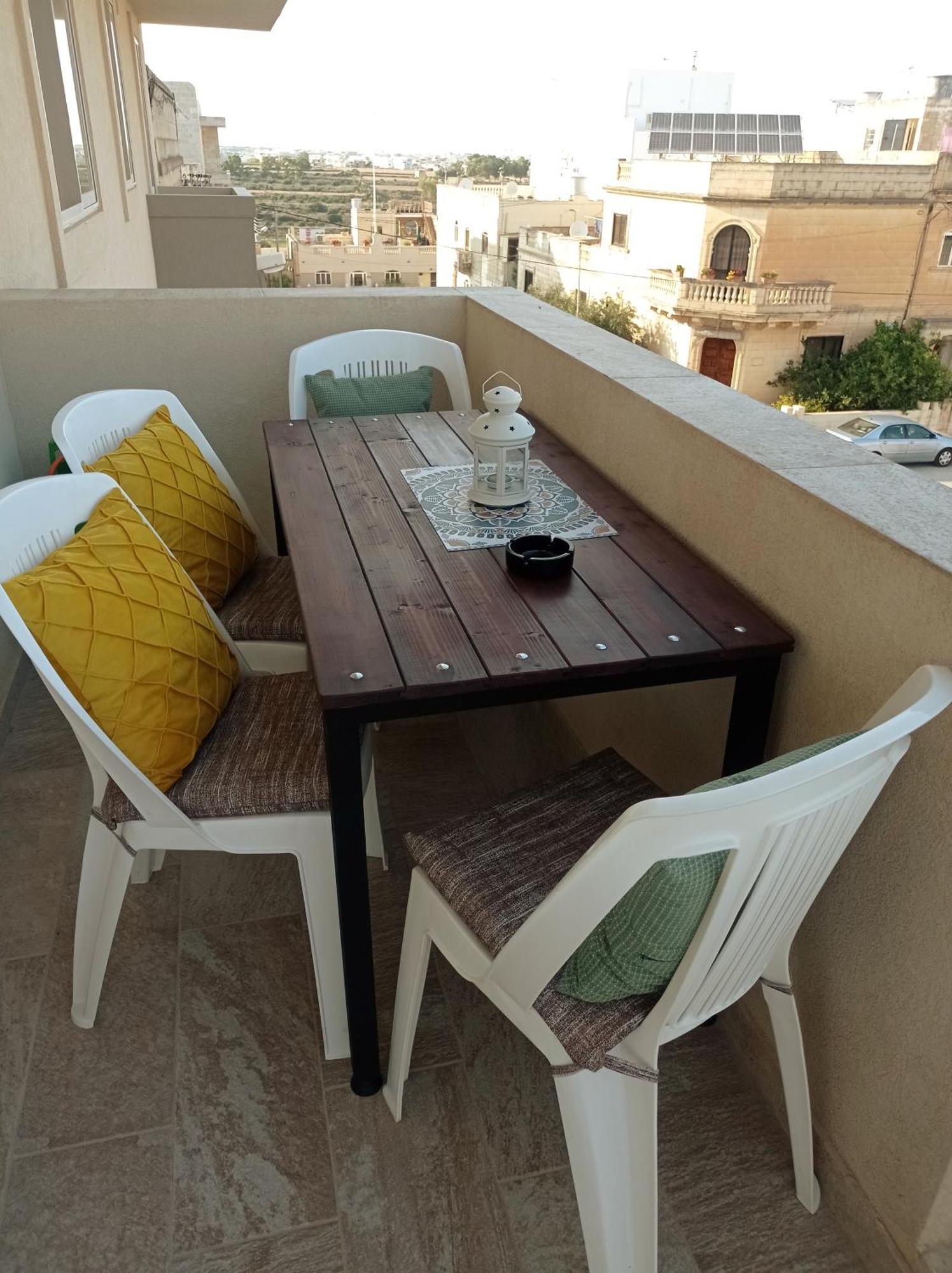 Joseph 2 Stylish Flat With Open Views, Just 4Km From The Airport Or Beach Siggiewi Eksteriør billede