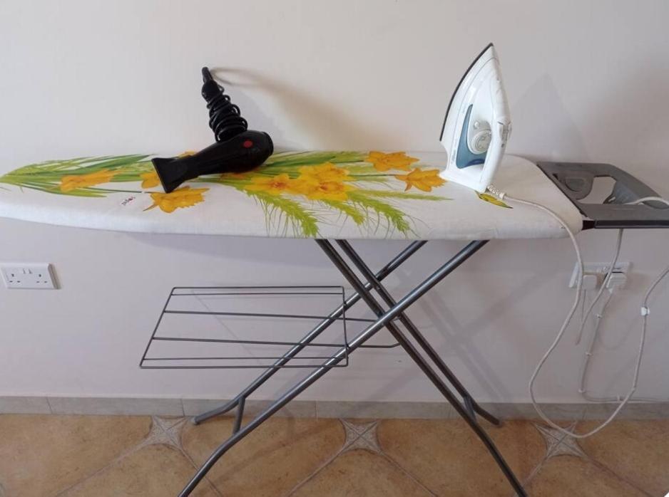 Joseph 2 Stylish Flat With Open Views, Just 4Km From The Airport Or Beach Siggiewi Eksteriør billede